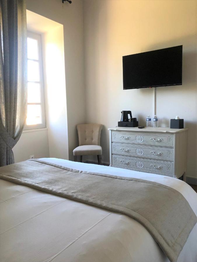 Domaine De Monplaisir Bed & Breakfast Caylus ภายนอก รูปภาพ
