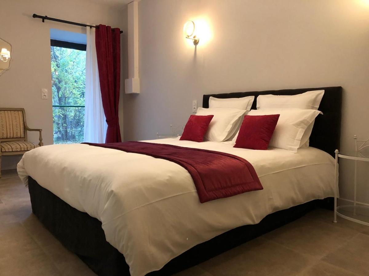 Domaine De Monplaisir Bed & Breakfast Caylus ภายนอก รูปภาพ